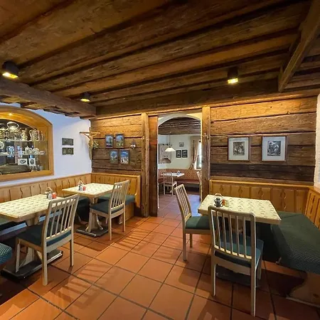 Restaurant-pension Dorfwirt 3* Bad Kleinkirchheim
