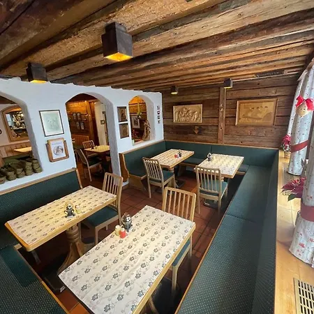Restaurant-pension Dorfwirt Guest house