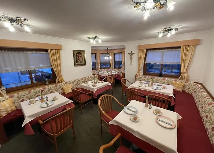 招待所 Dorfwirt 巴德小基希海姆