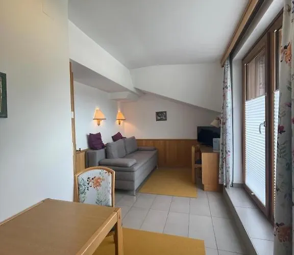 Dorfwirt 招待所 3*